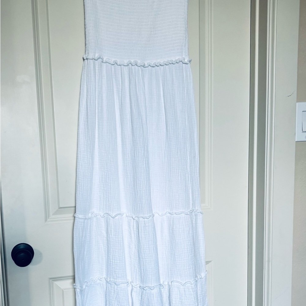 White Strapless Textured Dress